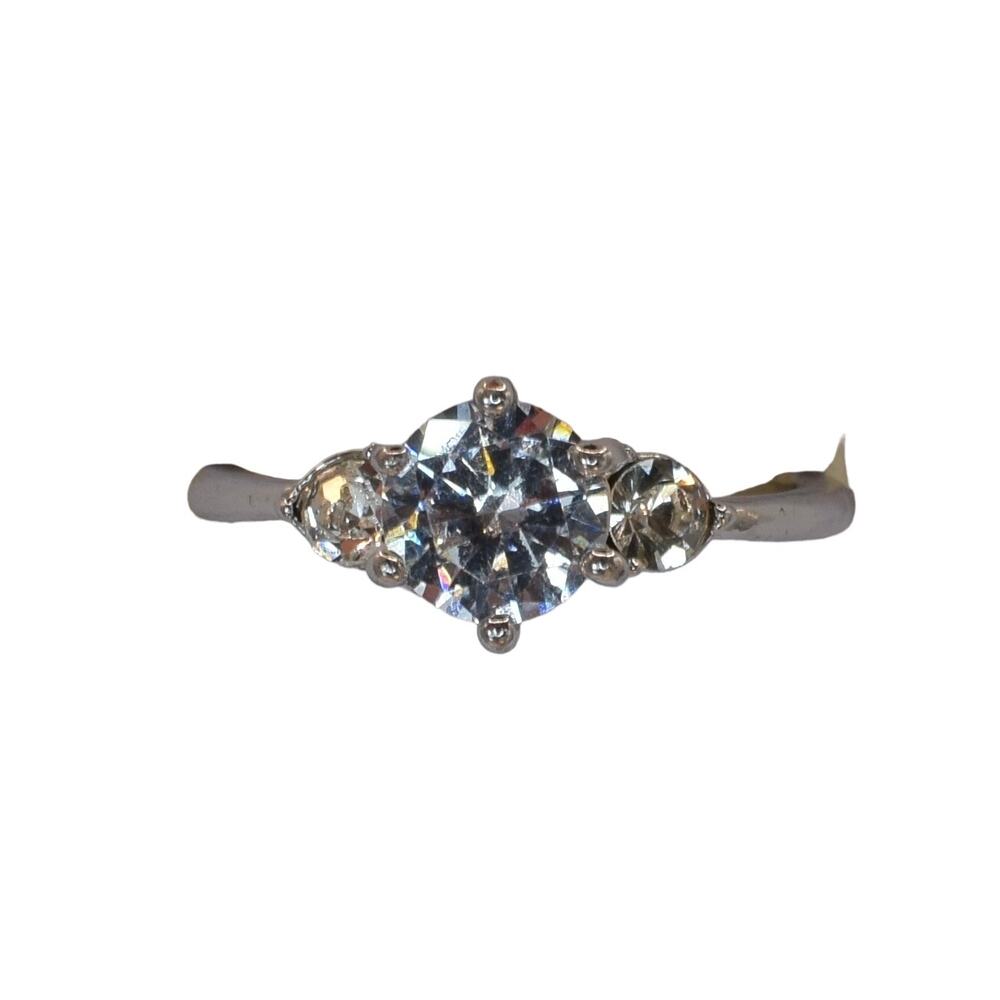 NWOT Fragrant Jewels Round-Cut Three-Stone Cubic Zirconia Ring Size 8.25 US